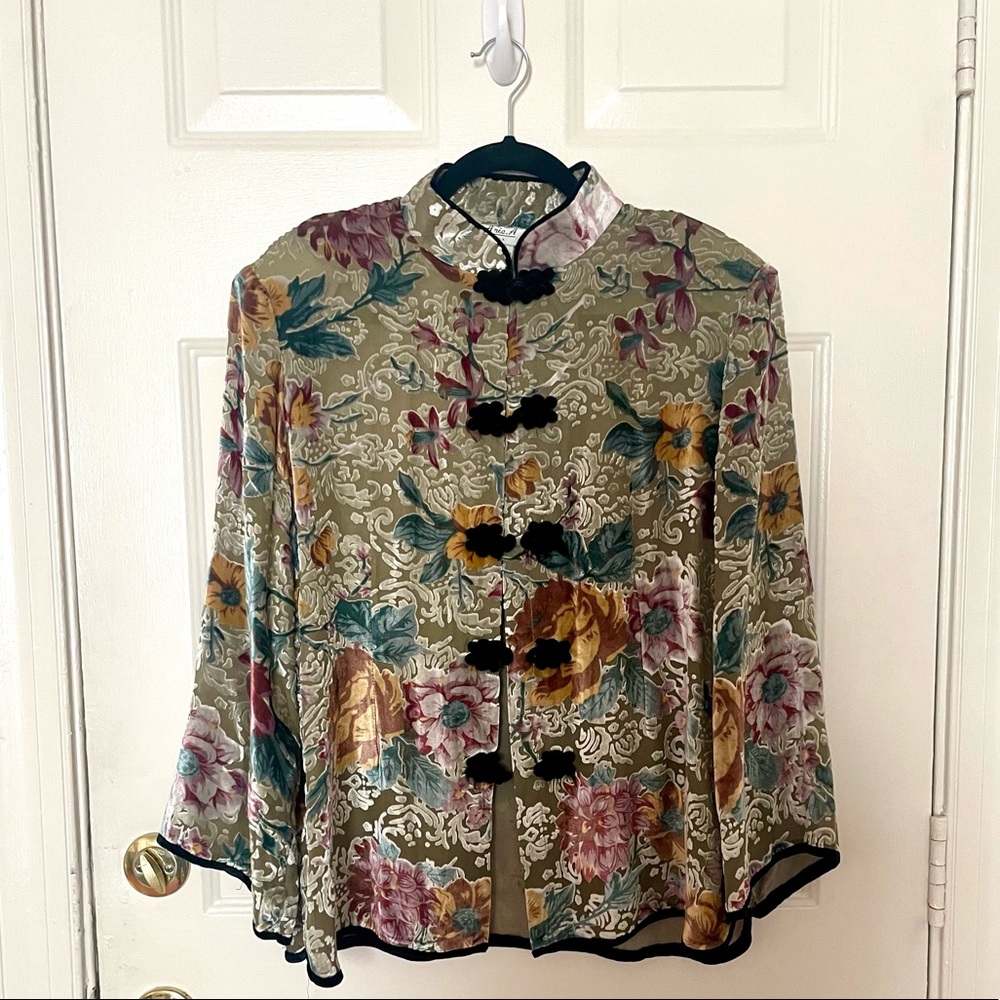 Vintage Aris A Asian-Inspired Top